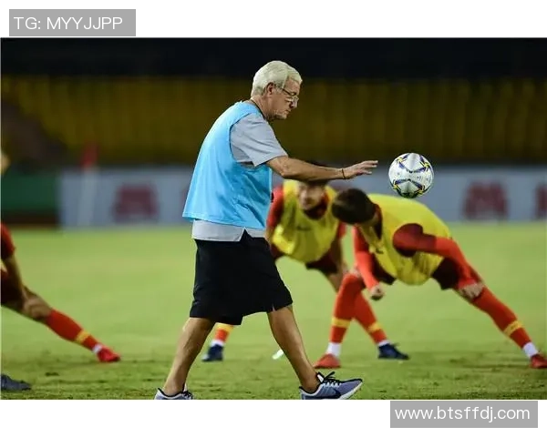 足球简迪带你领略世界足球魅力探索赛事背后的故事与精彩瞬间